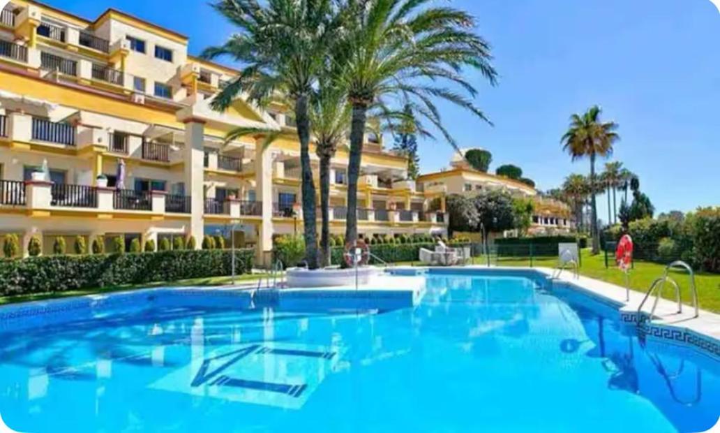 Apartamento ático Víbora Beach,vistas Al Mar *