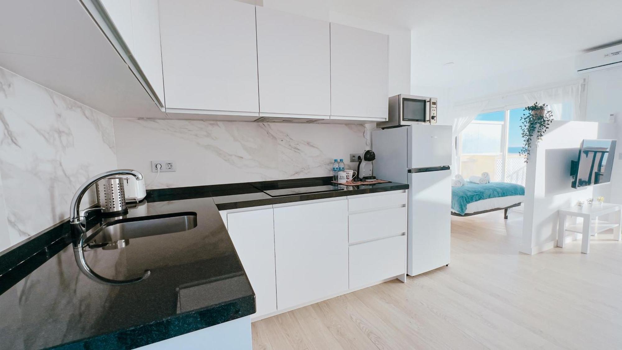 Apartamento ático Víbora Beach,vistas Al Mar